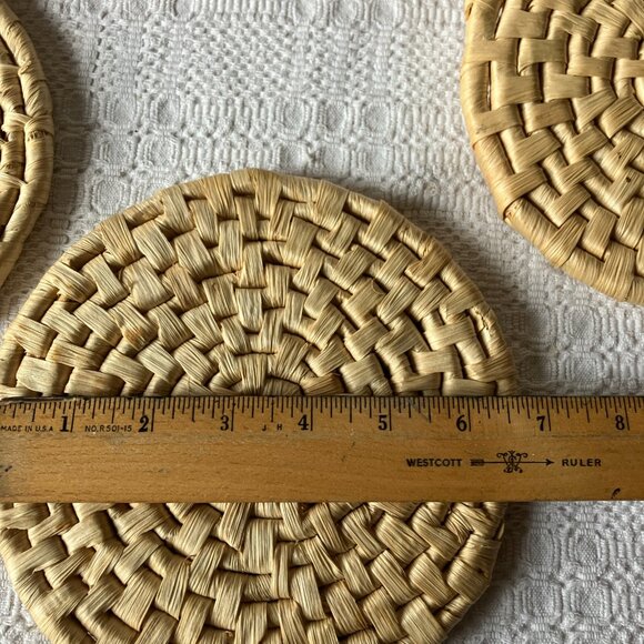 Set of 3 Natural Fiber Trivets, Thick Durable, Textured Seagrass Cottagecore - Picture 2 of 6